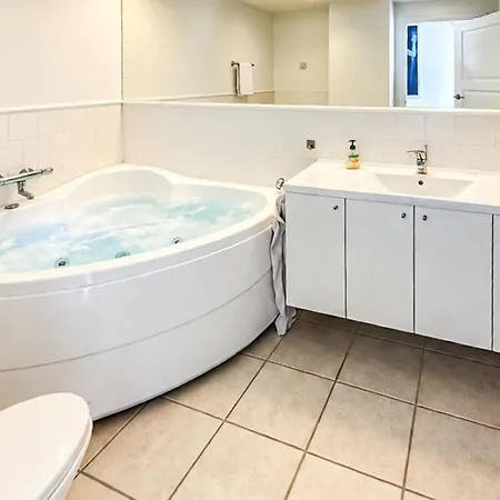 Cozy In With Sauna Apartment *